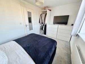 Bedroom- click for photo gallery